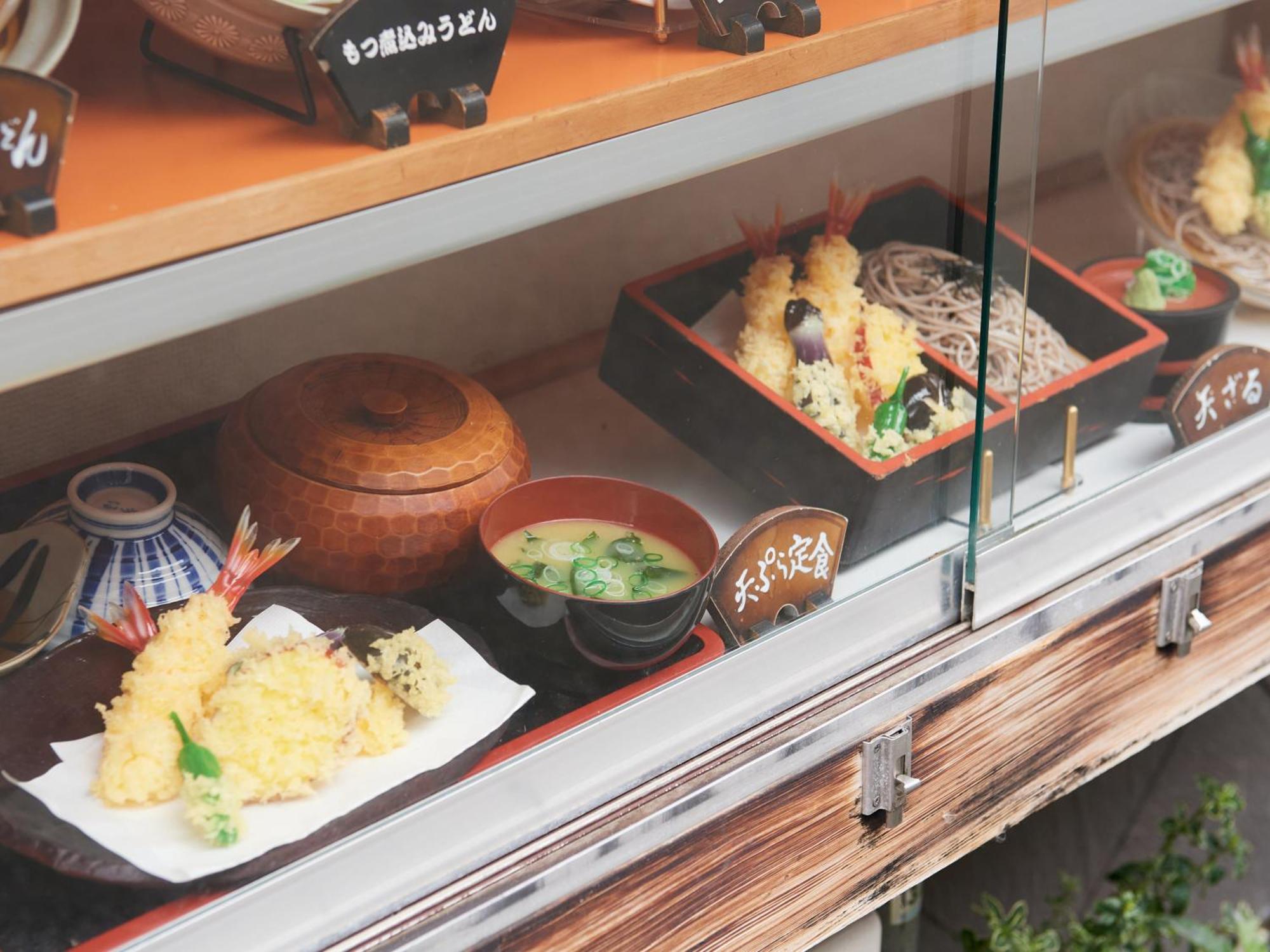 Ecohotel Toyama Station Екстериор снимка